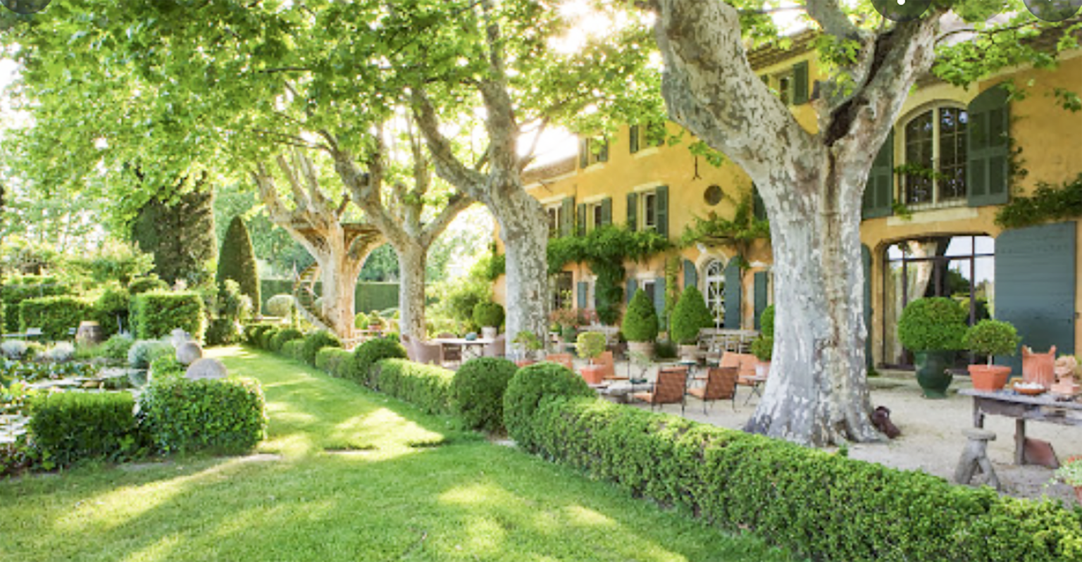 les confines patio dominique lafourcade