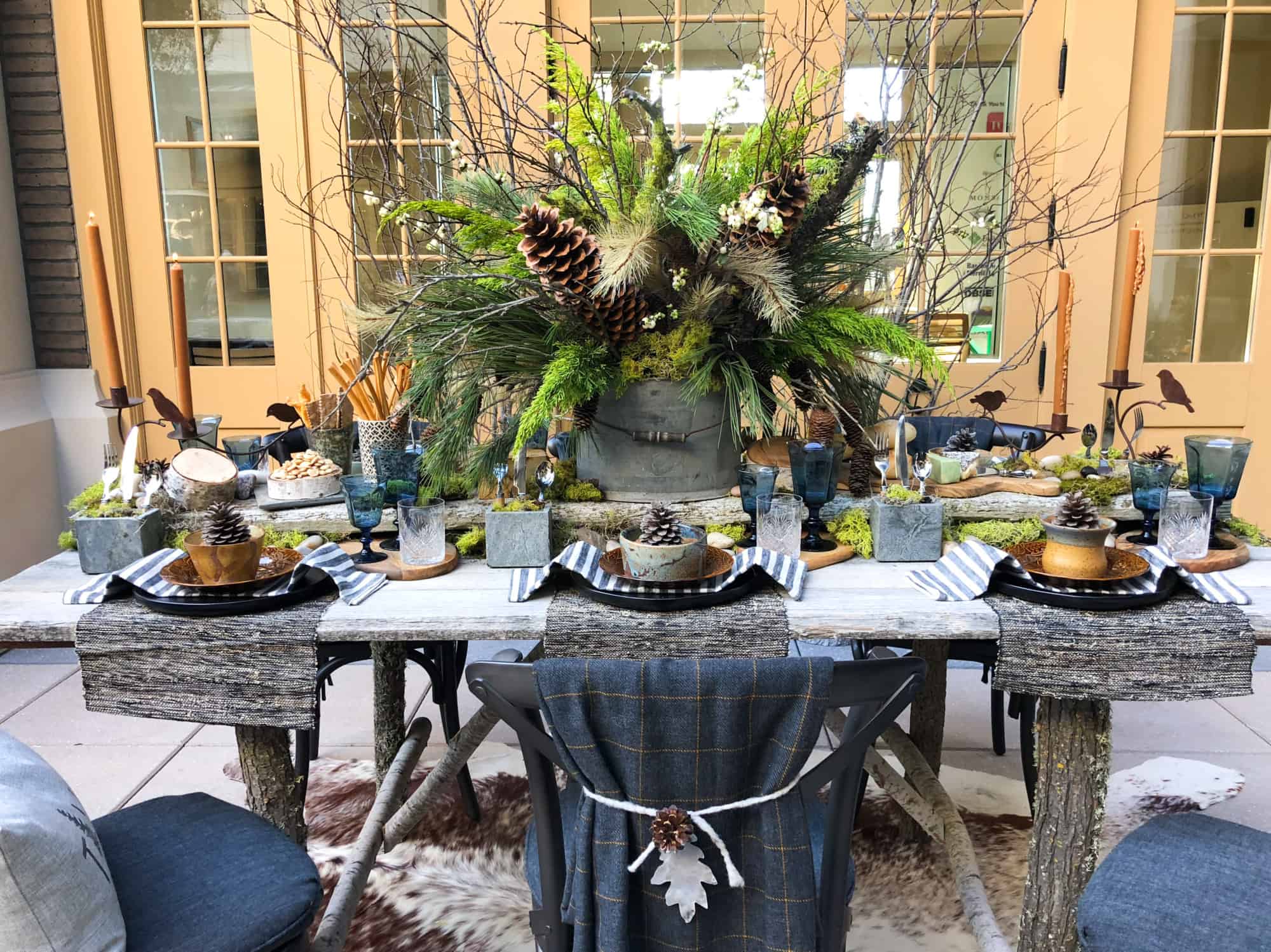 farmhouse christmas tablescape