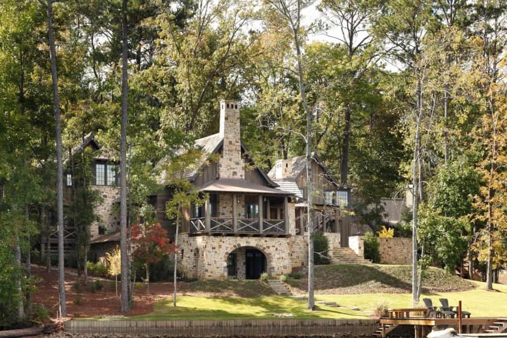 lakehouse at lake martin