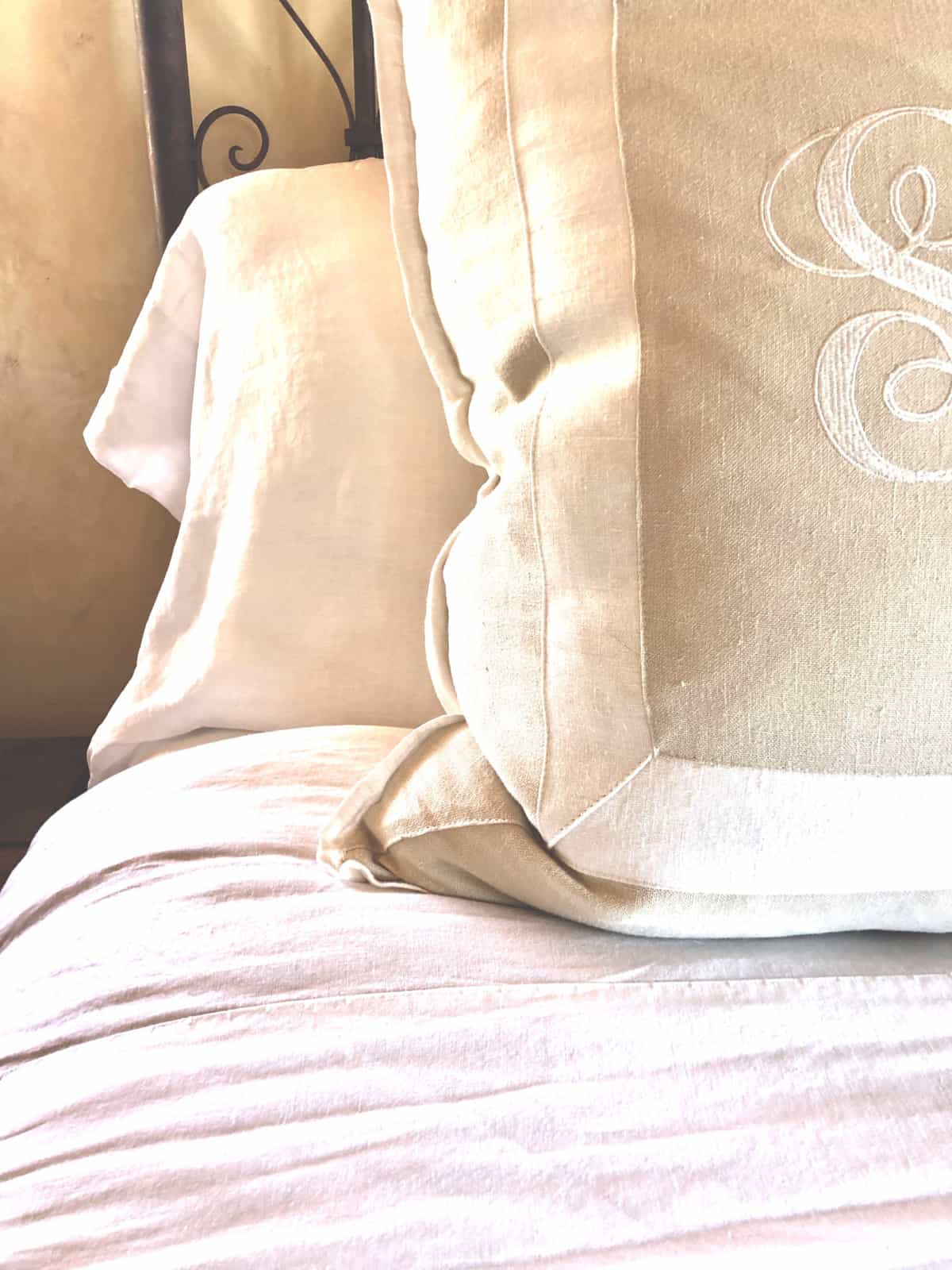 natural linen coyuchi sheets