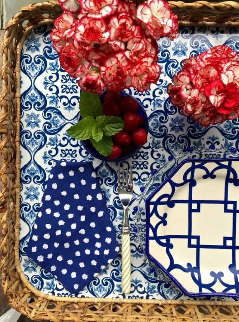 Stylish patriotic tablescapes you can copy