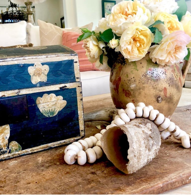 how to use vintage breadboards to decorate