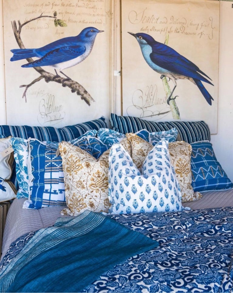 25mackenzie lane booth at round top