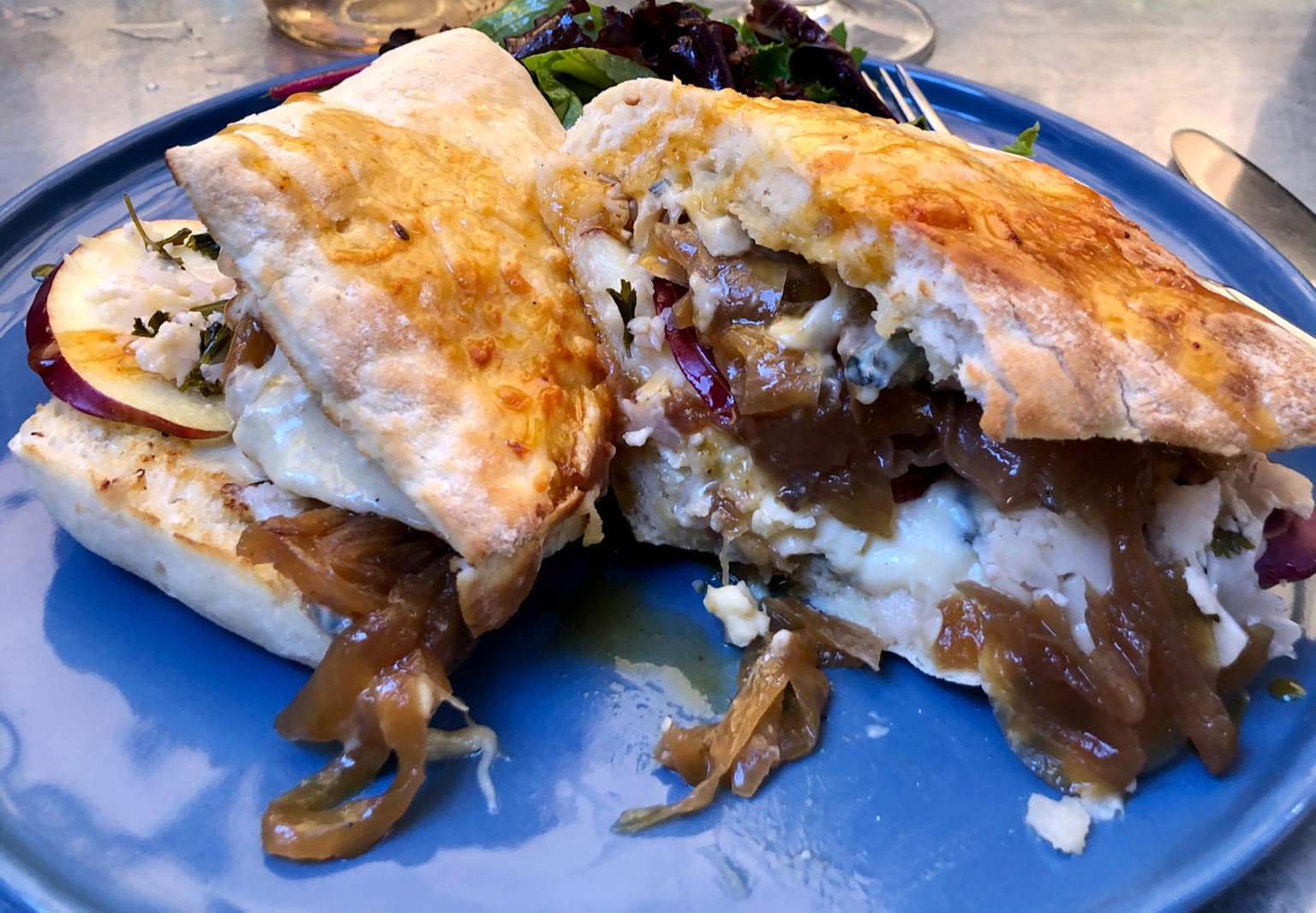 thomas hill organics grilled cheese with apples and carmelized onions