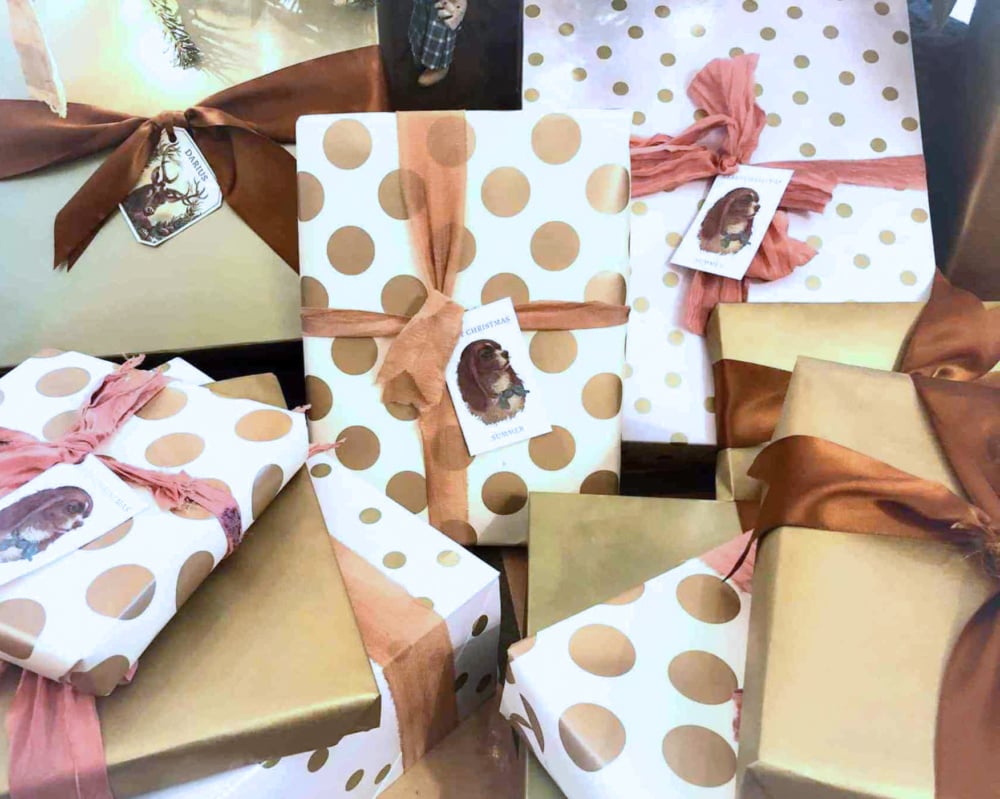 12 Creative Gift Wrap Ideas Using Simple Brown Paper - Cindy Hattersley ...