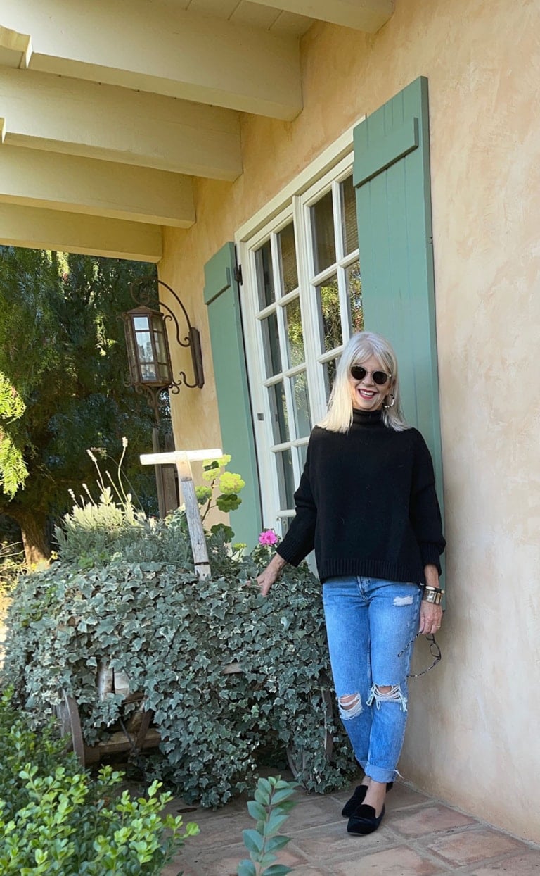 cindy hattersley in H&M jeans and black mockneck