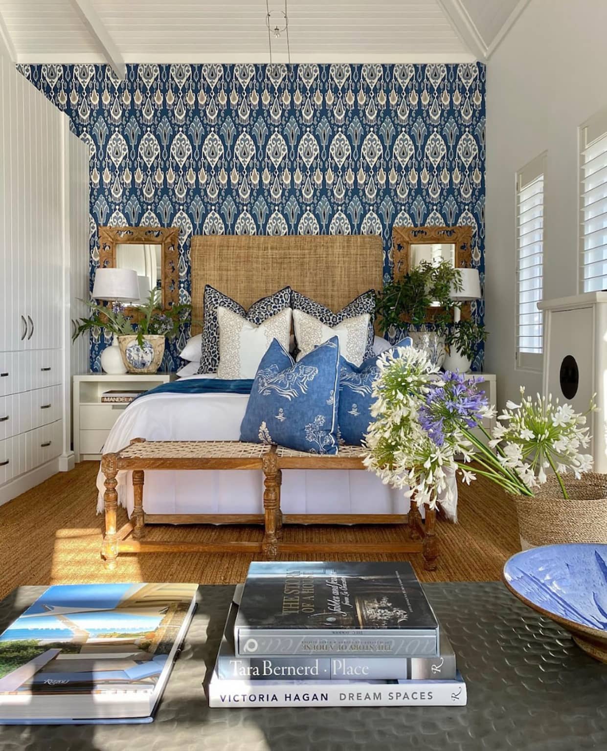 sue bond bedroom in her Thesans Island Retreat