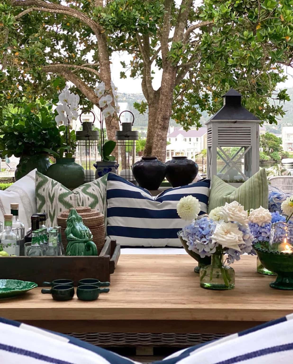 sue bond's thesen island patio 