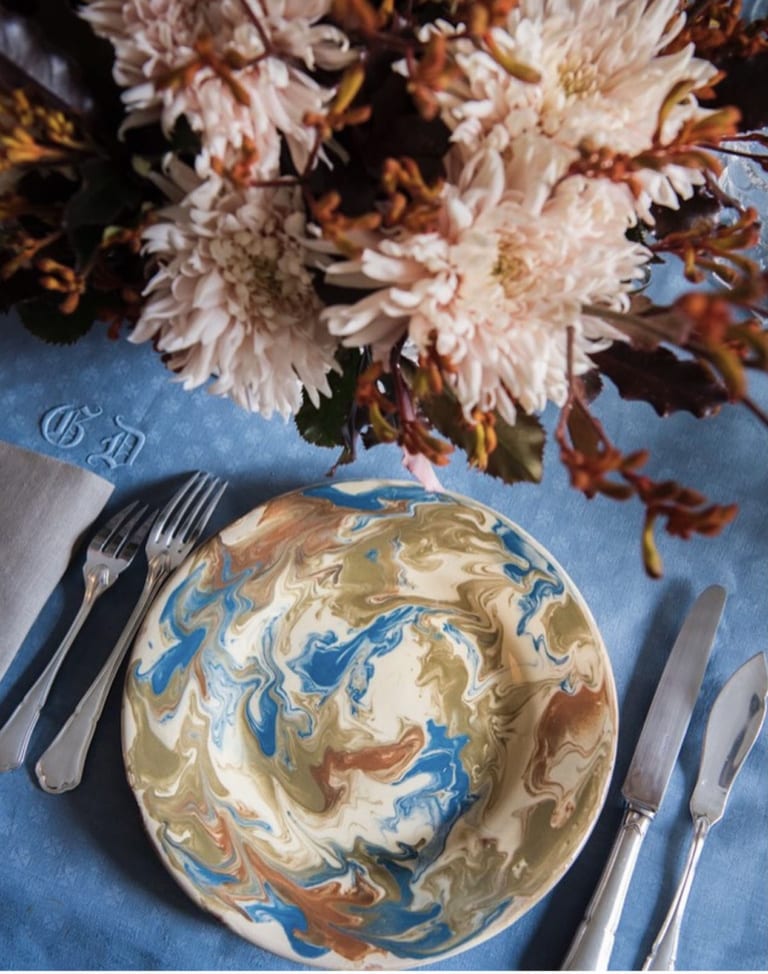 La Tuile de Loop tablescape featured on Cindy Hattersley's blog