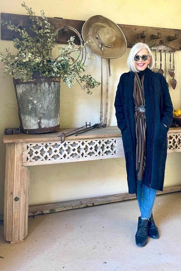 Boyfriend jeans, belted scarf and long coat