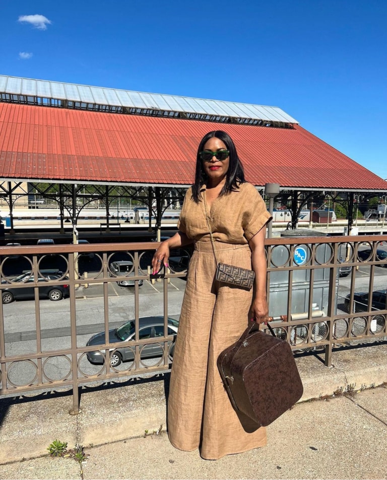 Age-of-Grace-in-Banana-Republic