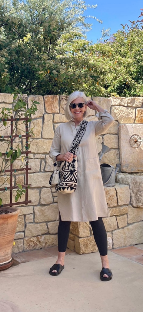 cindy hattersley in Eileen Fisher tunic, leggings, helen kaminski hat and leggings