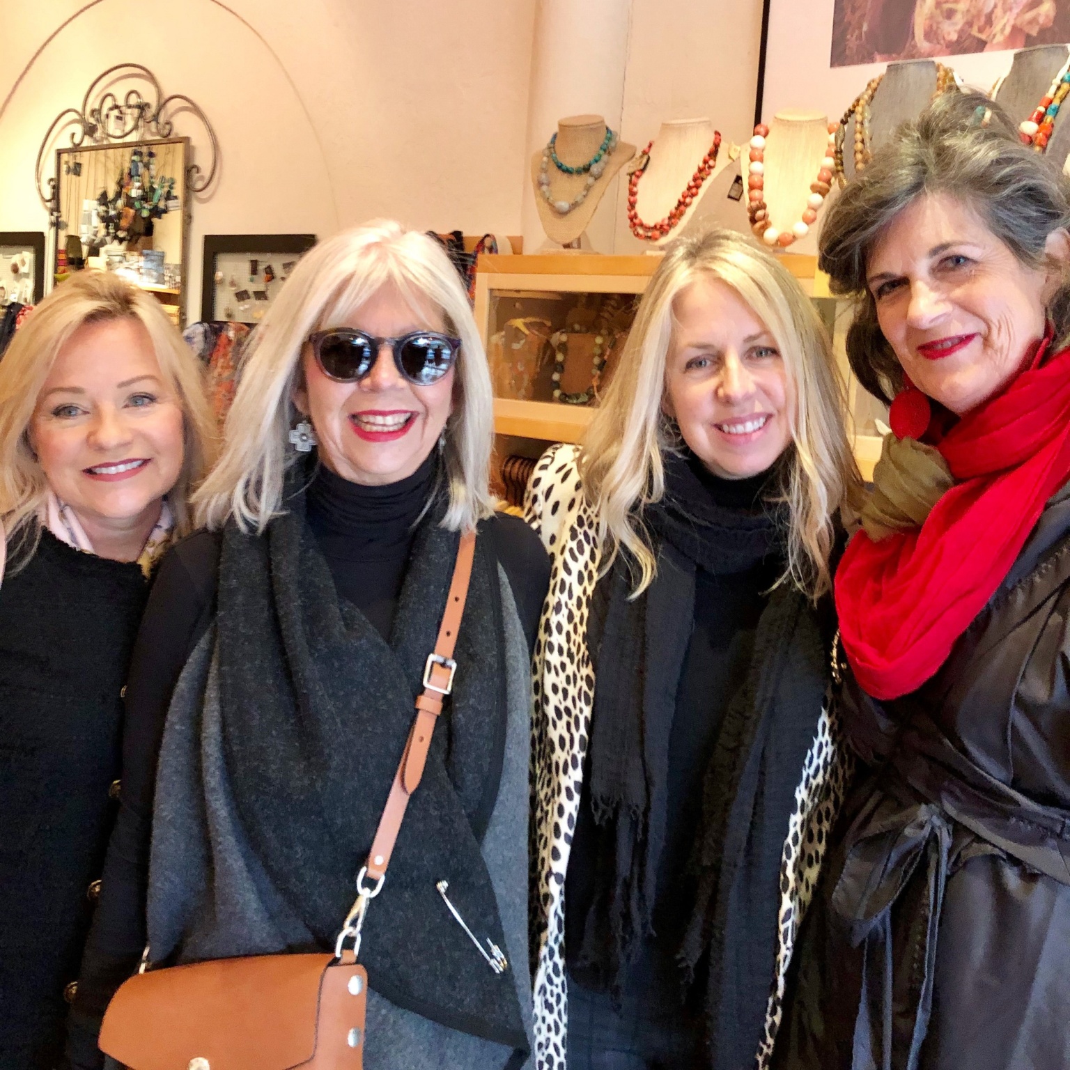 CONTESSA WITH HER BLOGGING FRIENDS