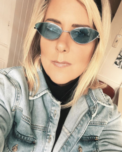 Kelly in sunglasses