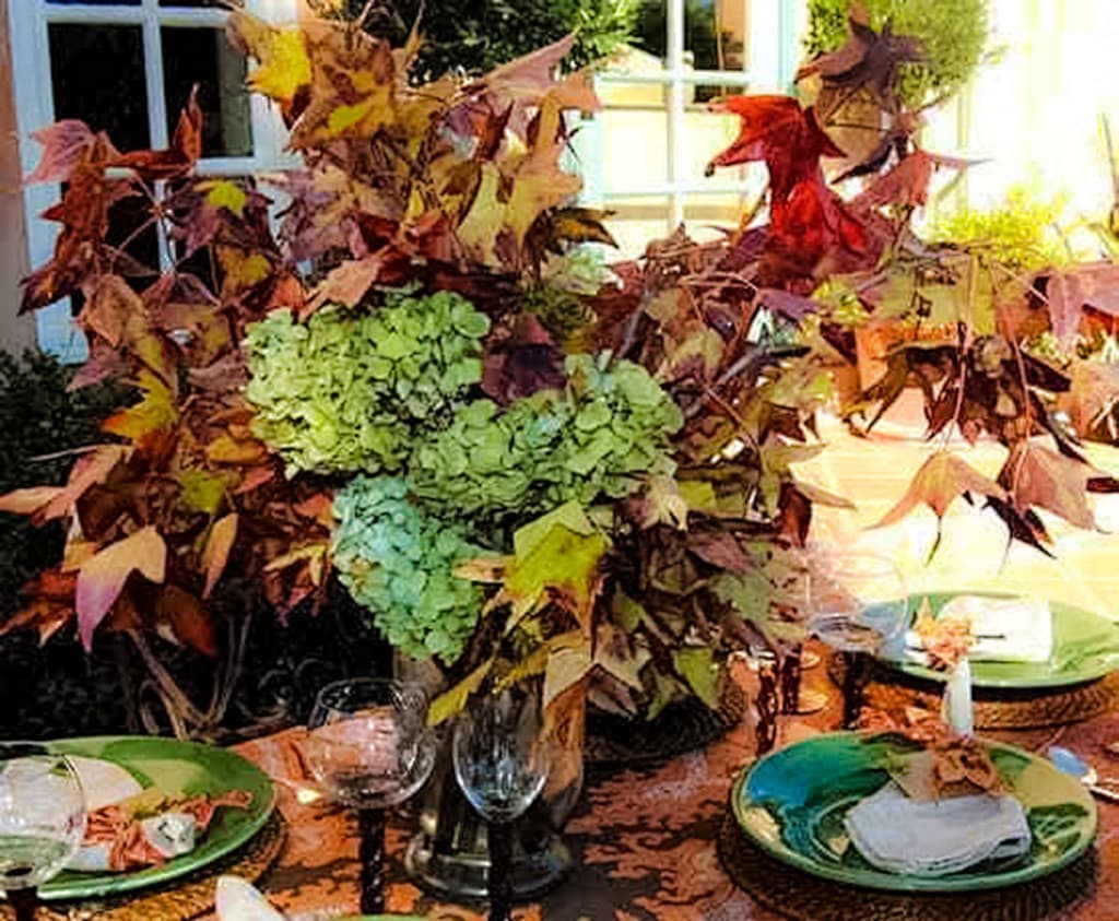 fall TABLE SCAPE WITH hydrangeas and leaves cindy hattersley