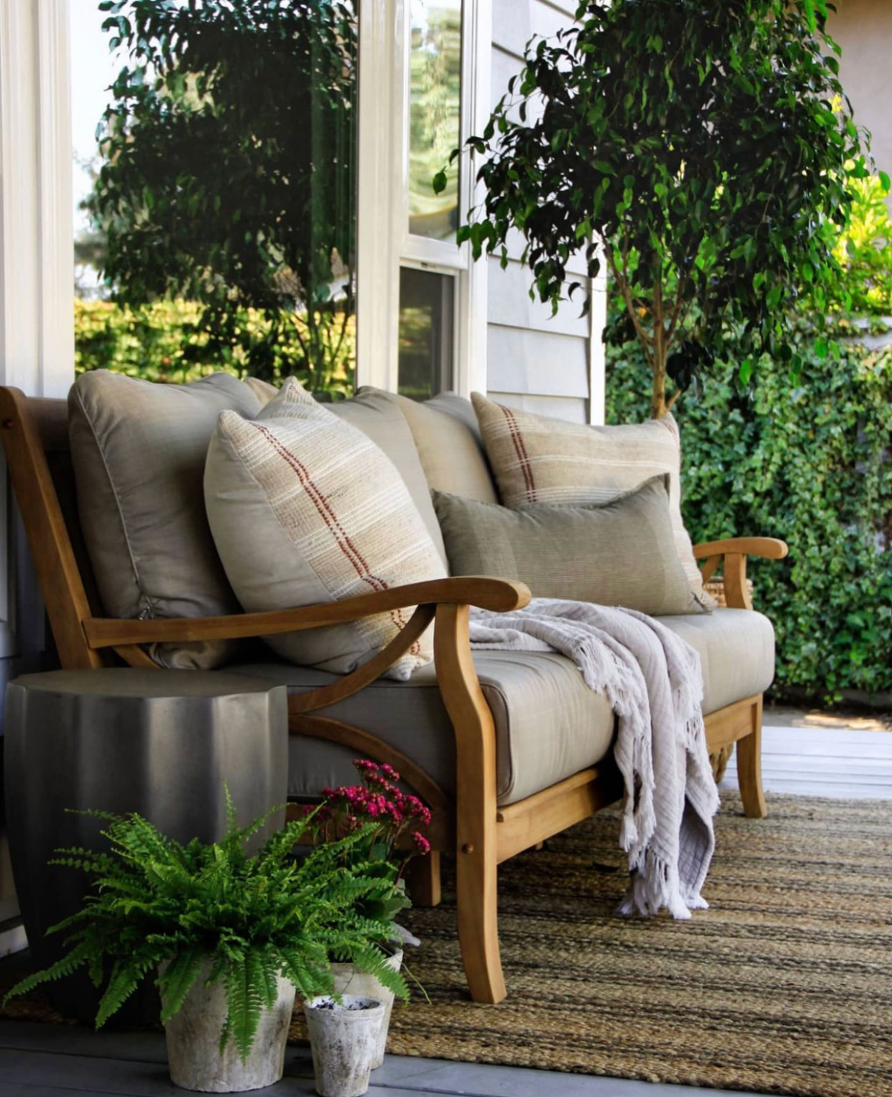 WILDFLOWER-PORCH