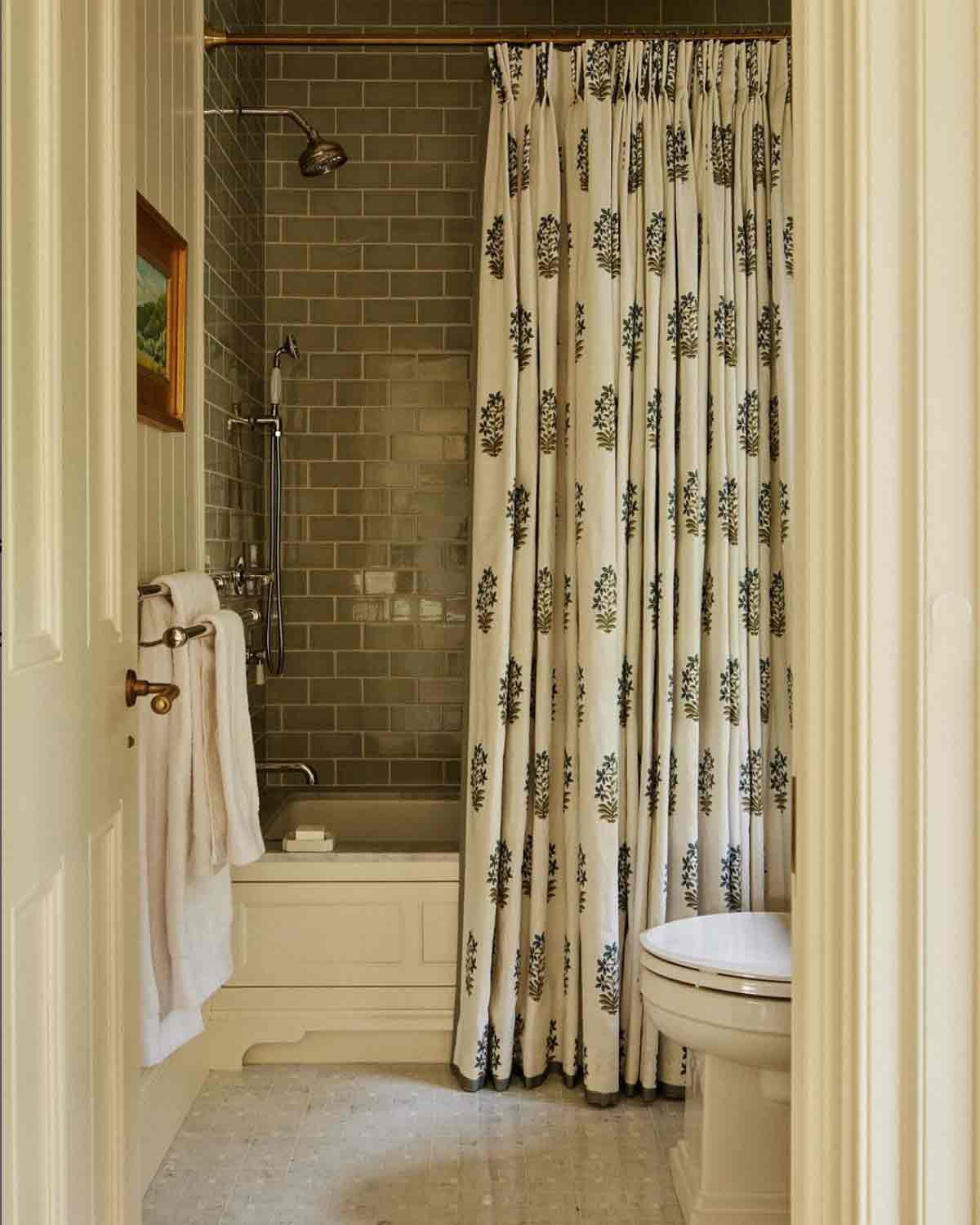 Small bath designed by Hageman Homes Interiors