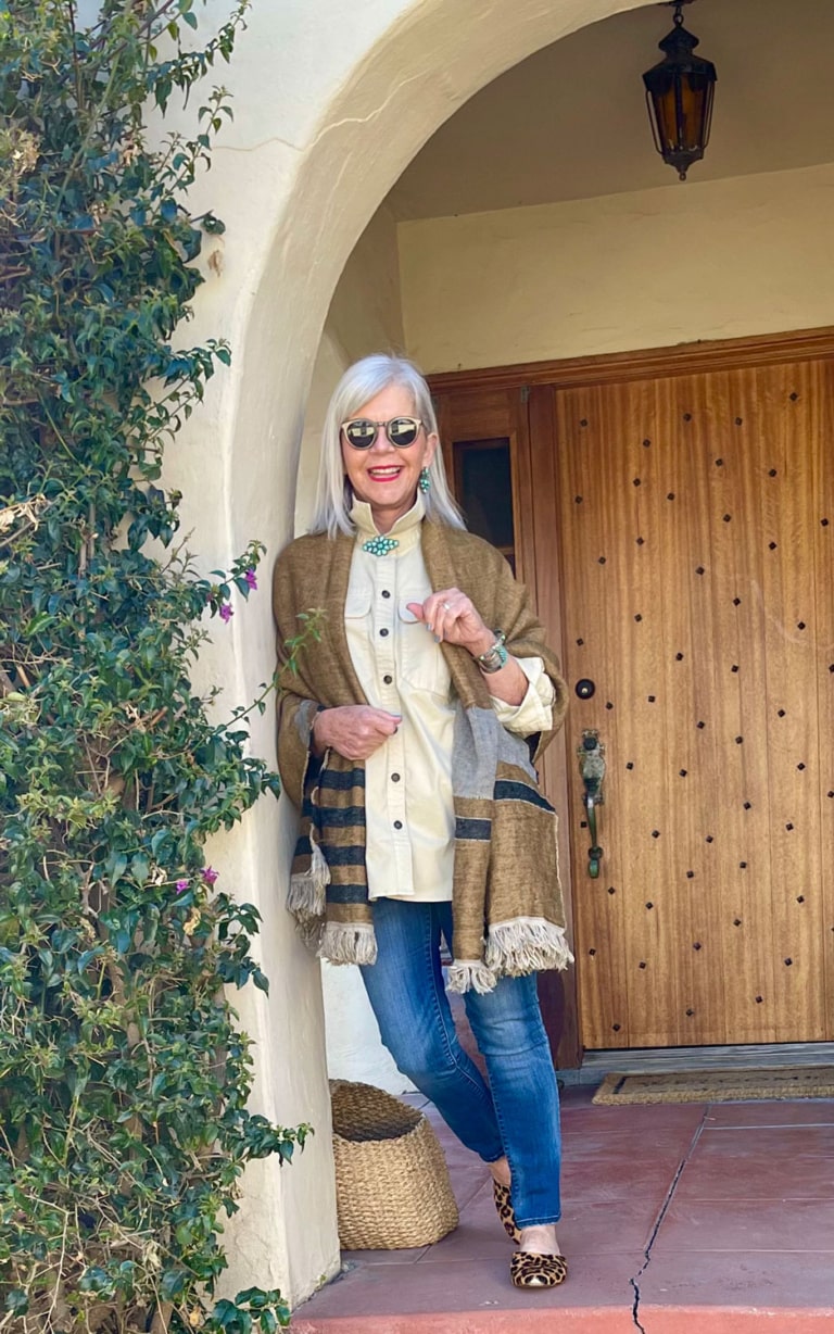 cindy hattersley in ordinary jeans , br shirt and libeco throw with native american jewelry