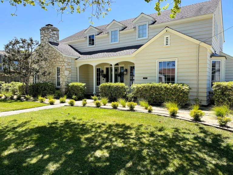 colonial home in maple park salinas