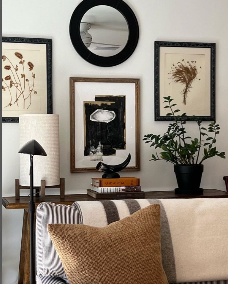 sherry-hart-gallery-wall