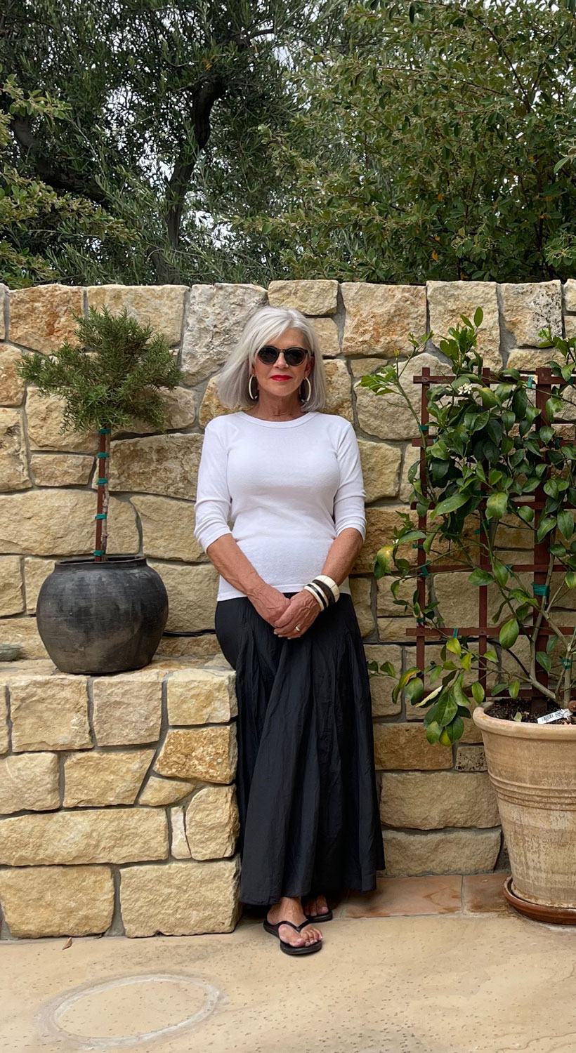 over 60 style blogger cindy hattersley in cp shades and Michael Stars