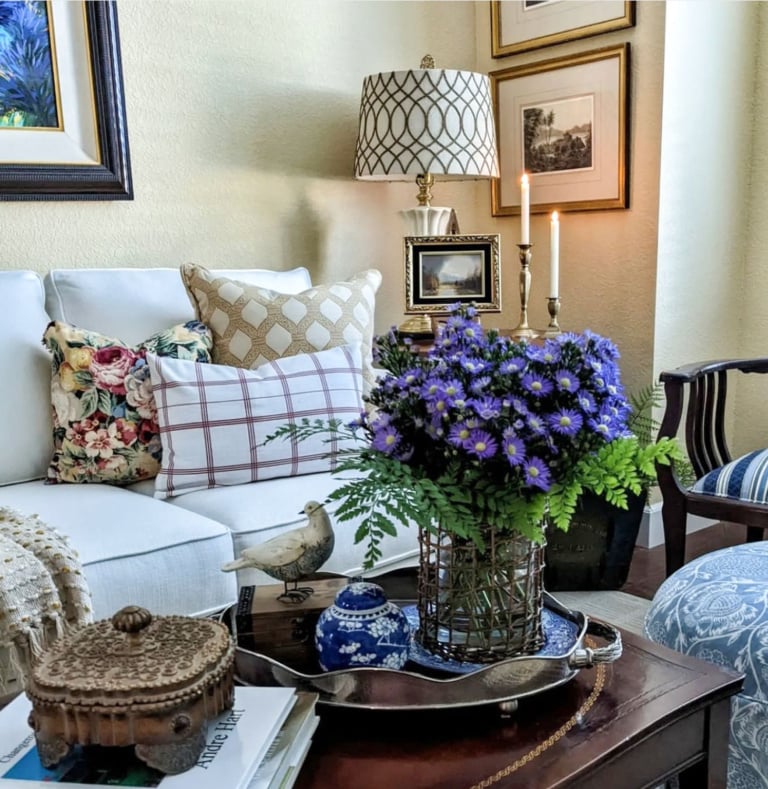 little-sanctuary-Adriana-living-room