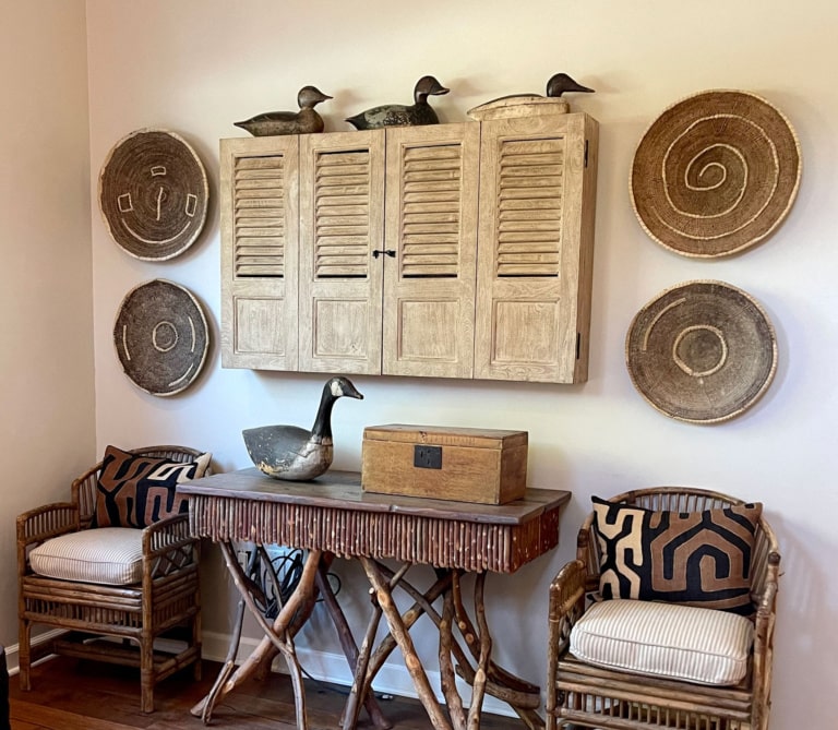 cindy hattersley's tv wall in her den