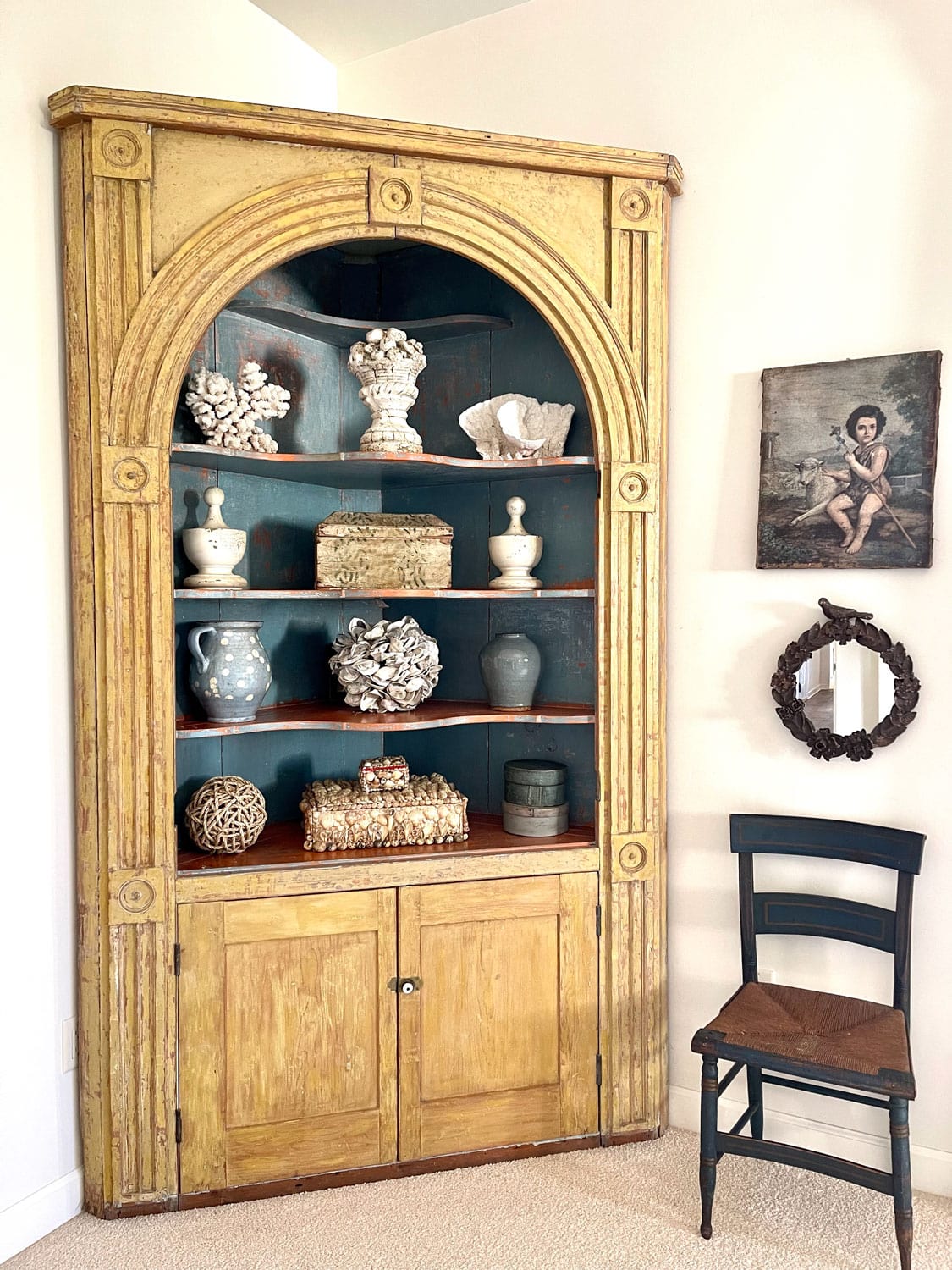 corner-cupboard-primary-bedroom