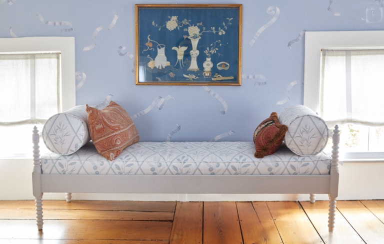 Do you Love Blue and White-Frederic magazine