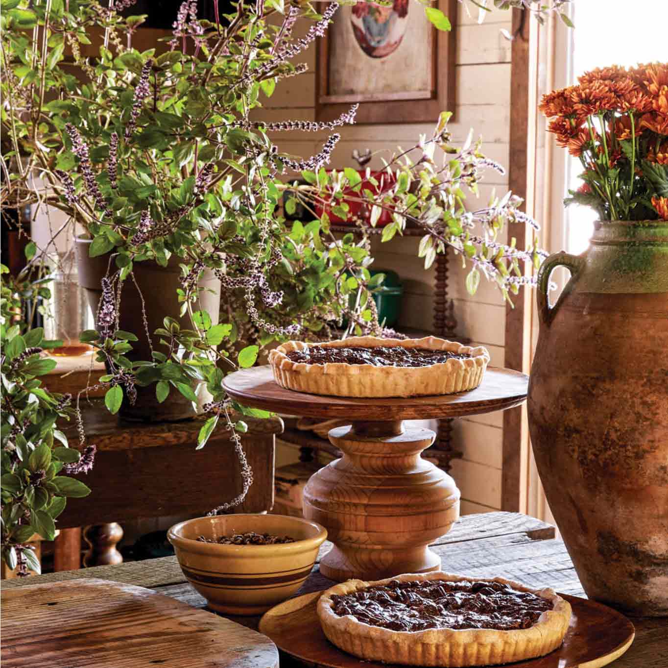 fall table with pies and florals-keith robinson