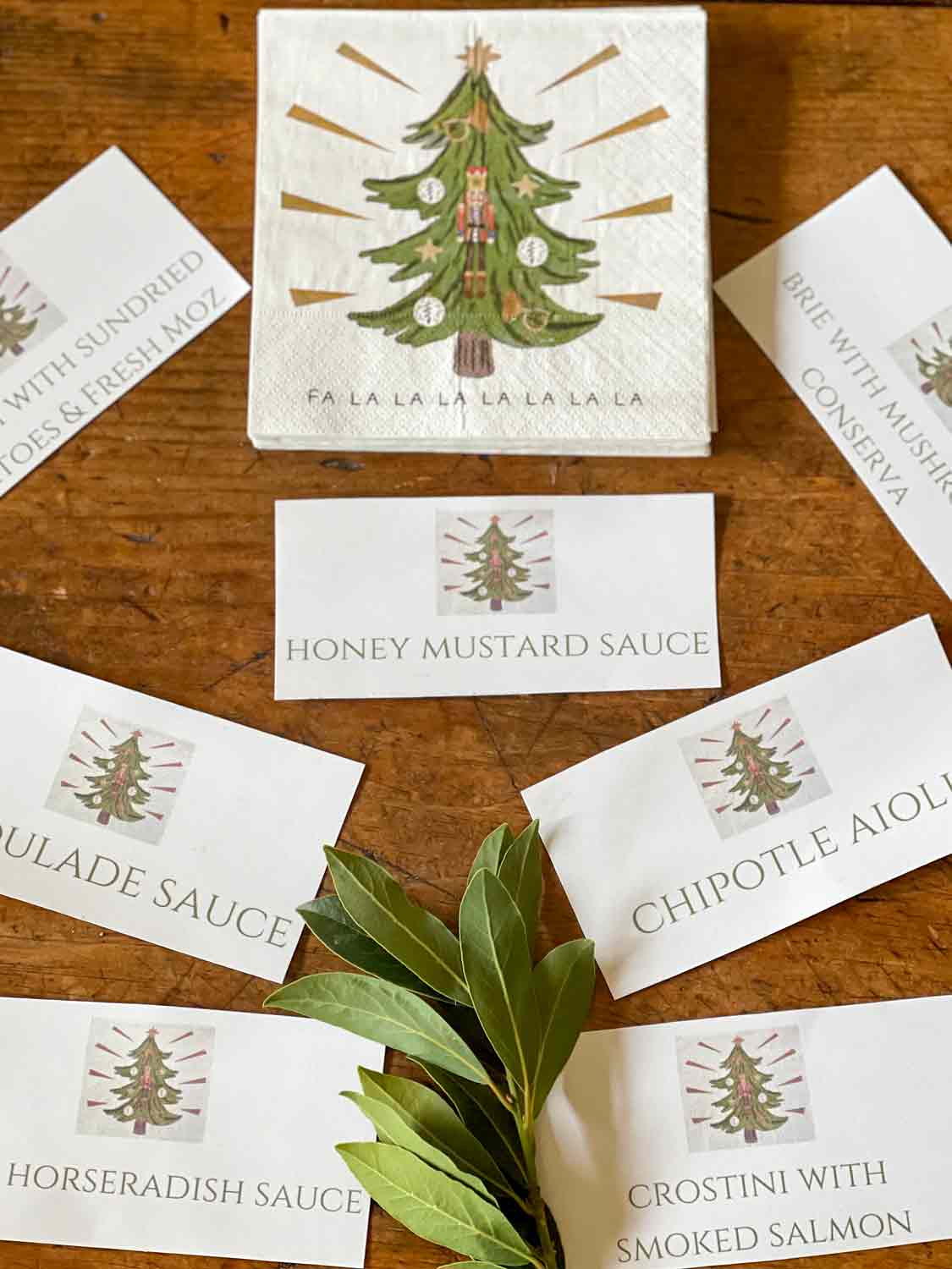 christmas-napkins-and-food-tags