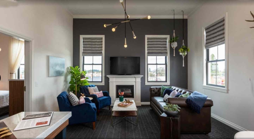 Atticus Hotel Helen Hunt Suite