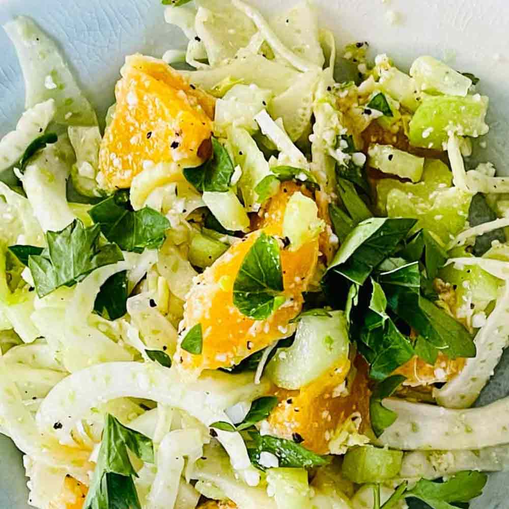 fennel orange salad -A healthy soup, a beautiful garden and an outfit you will love