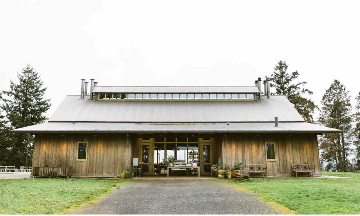 soter vineyards exterior