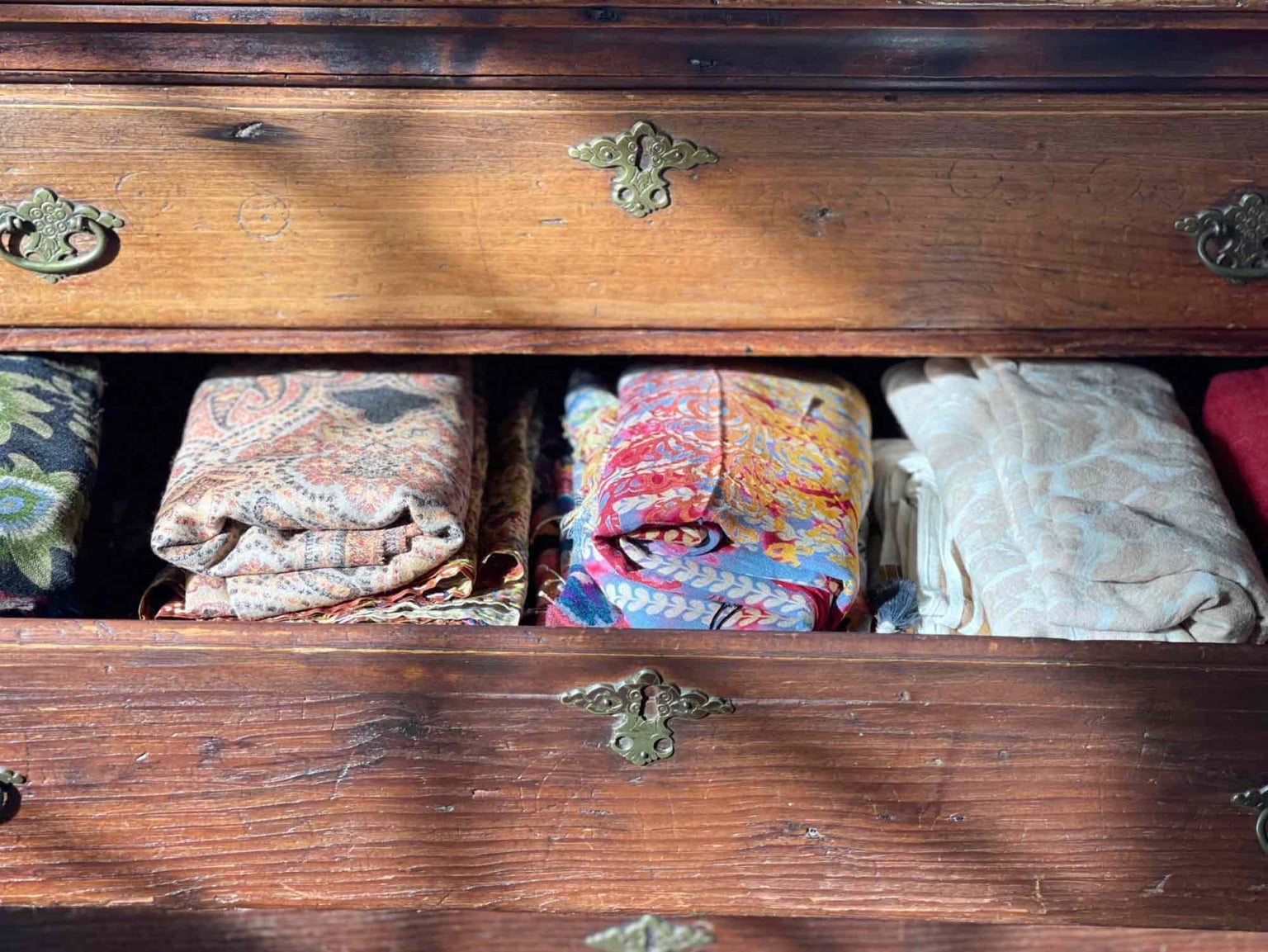 Rustic drawer with scarves