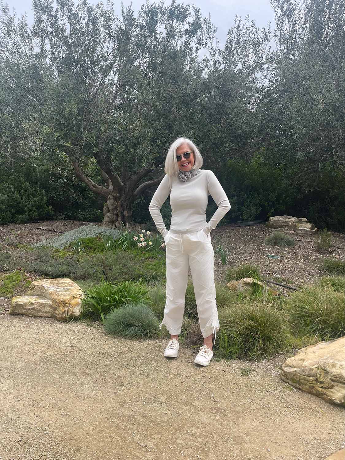 Zara gray tee and parachute pants with sneakers
