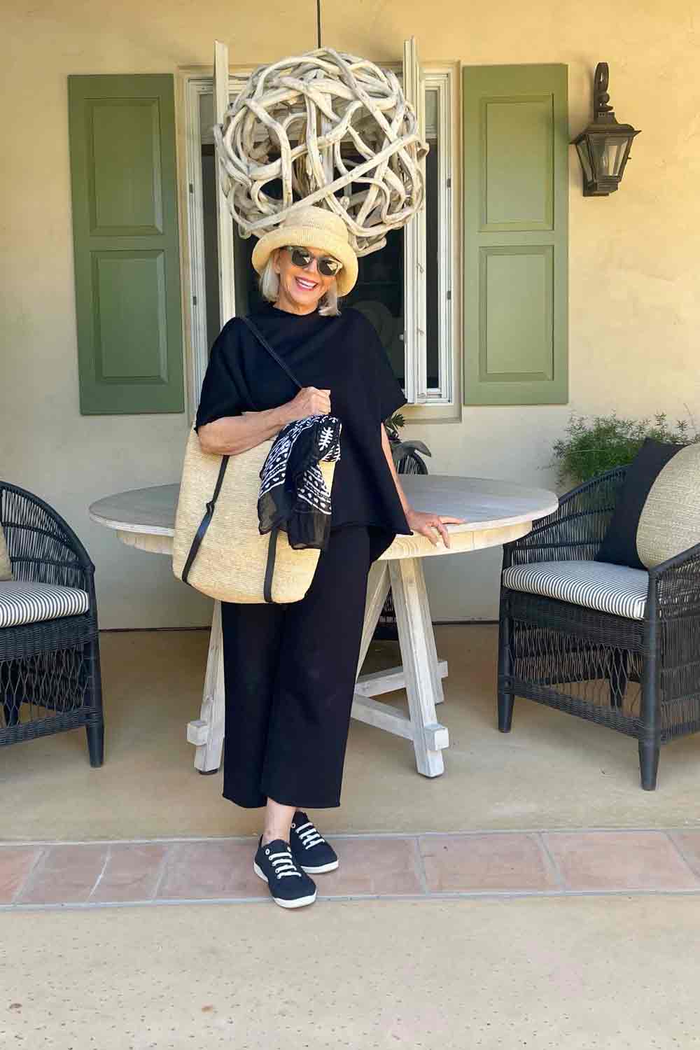 Frank and Eileen malibu travel set with janessa leone accessories