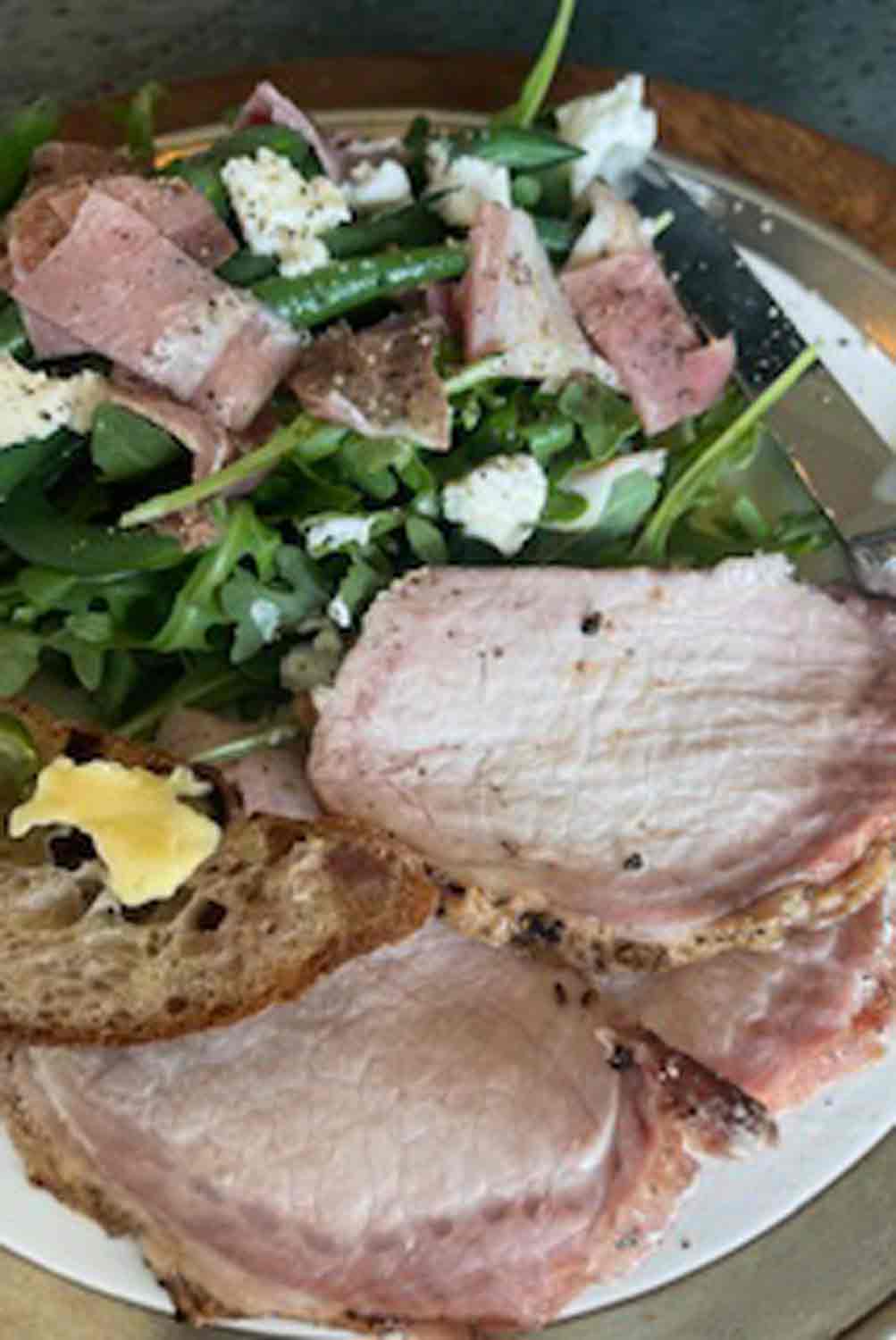 Grilled Pork and Green Bean and Arugula Salad