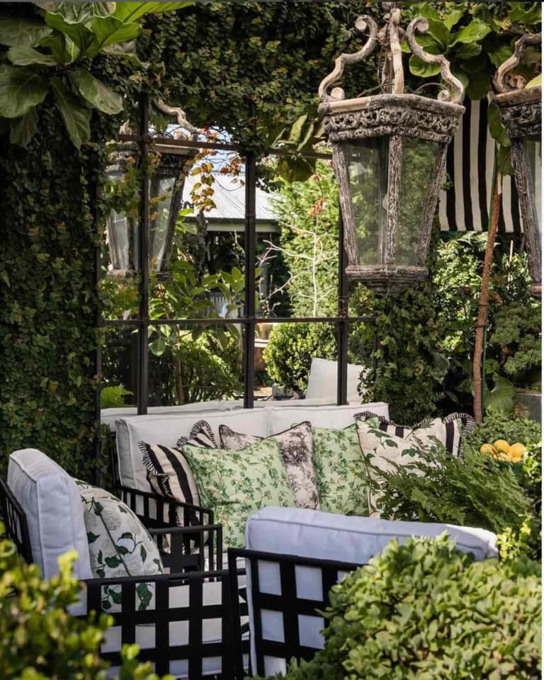 Harold's Special Touches Patio Area