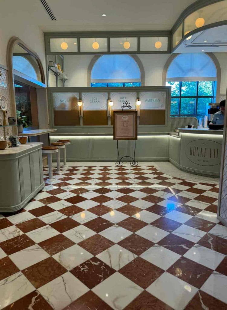 hotel grand american coffee shop