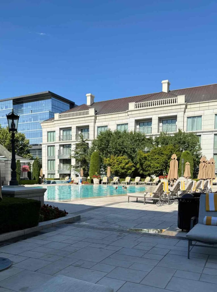 hotel grand american pool area