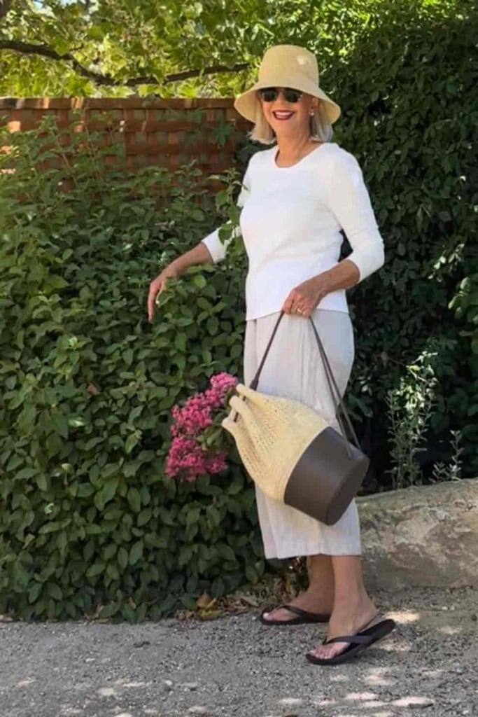 linen pants and white t shirt cindy hattersley