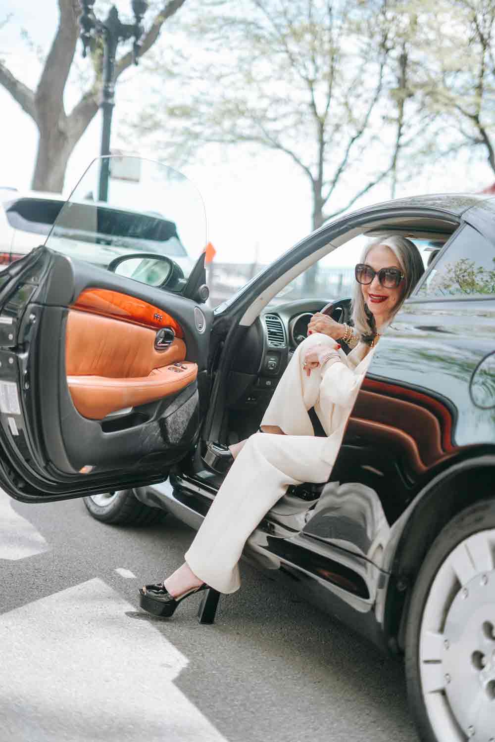 Meet a Stylish Woman who Reinvented Herself after 60