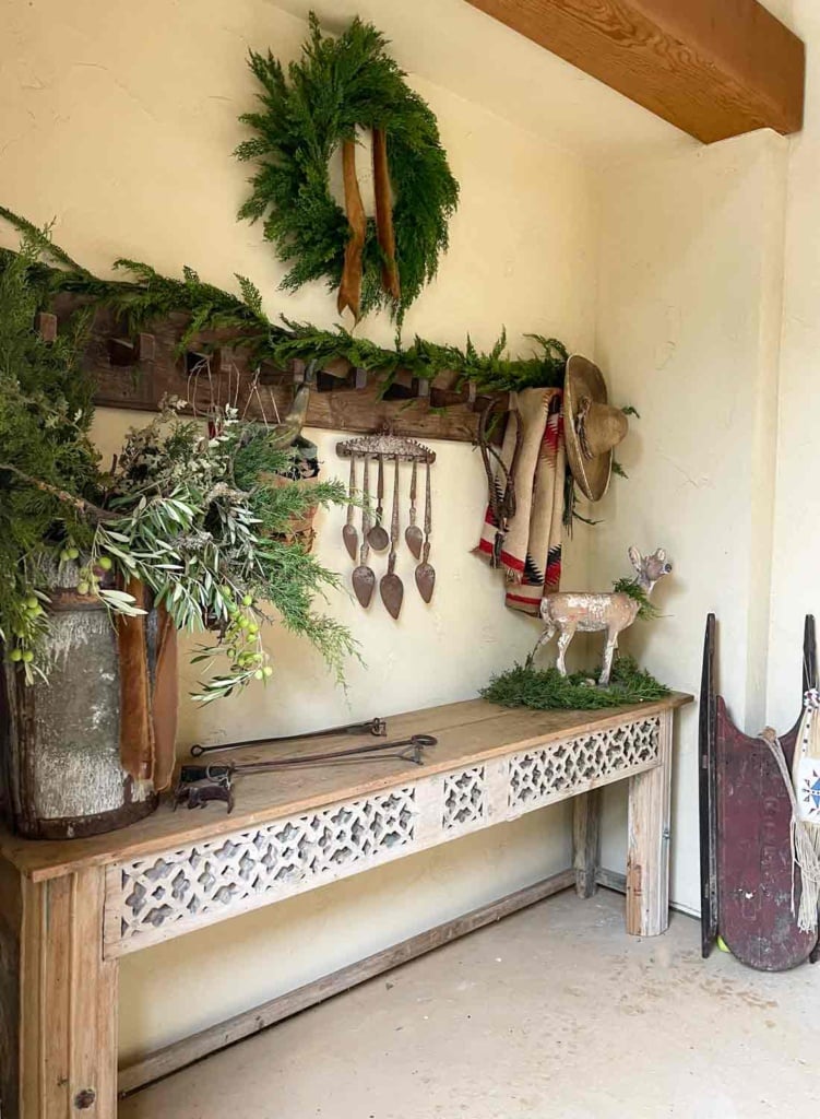 courtyard entry Christmas 2024 cindy hattersley design