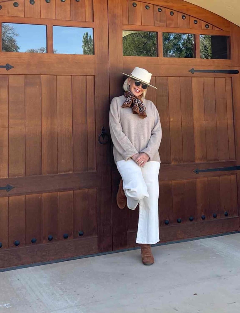 white jeans, quince cashmere booties & hat