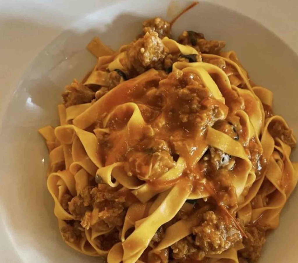 Il Cortile Fettucine Salsiccia Recipe