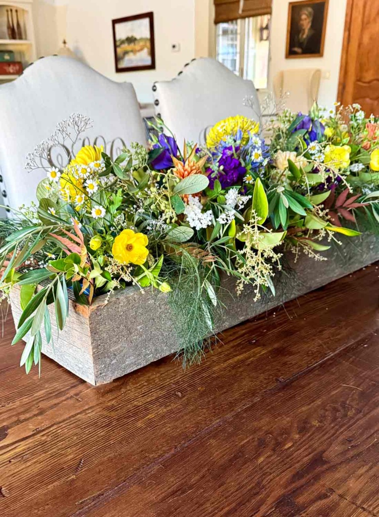 brunch buffet table arrangement