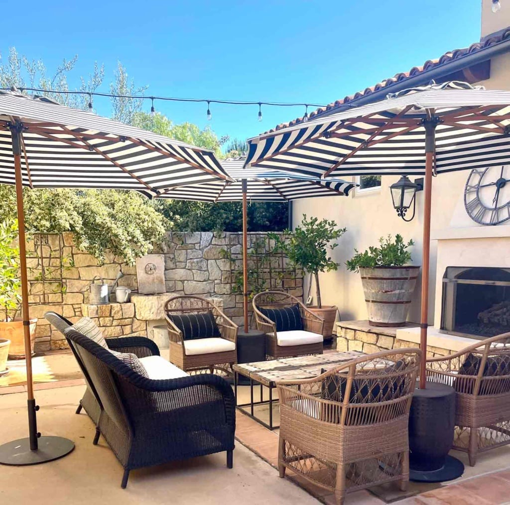 Cindy Hattersley's Courtyard Seating Area