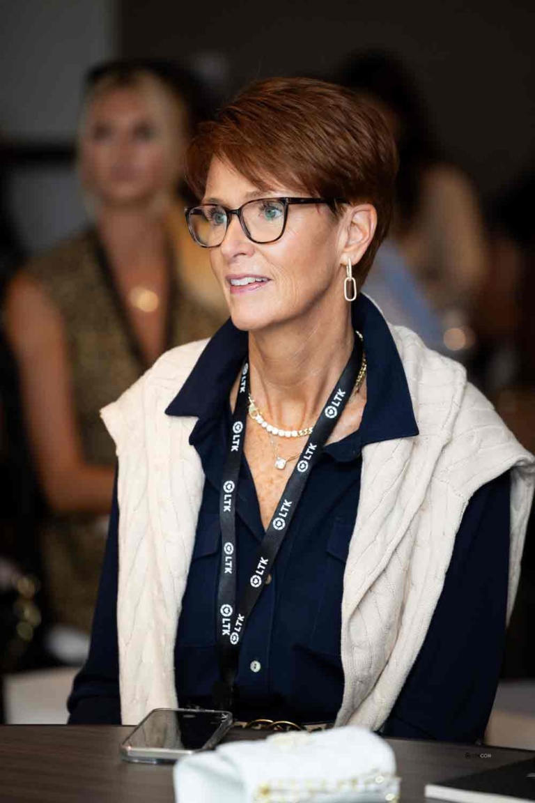 Chic Fashion for Tall Women Over 50-Suzanne Loonie for Ageless Style