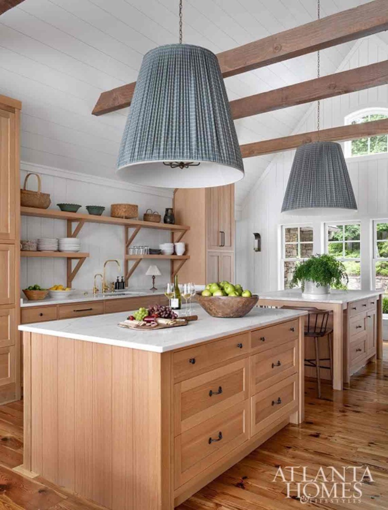 Highlands kitchen, designed by Stanley Dixon & Betty Burgess in ATLH